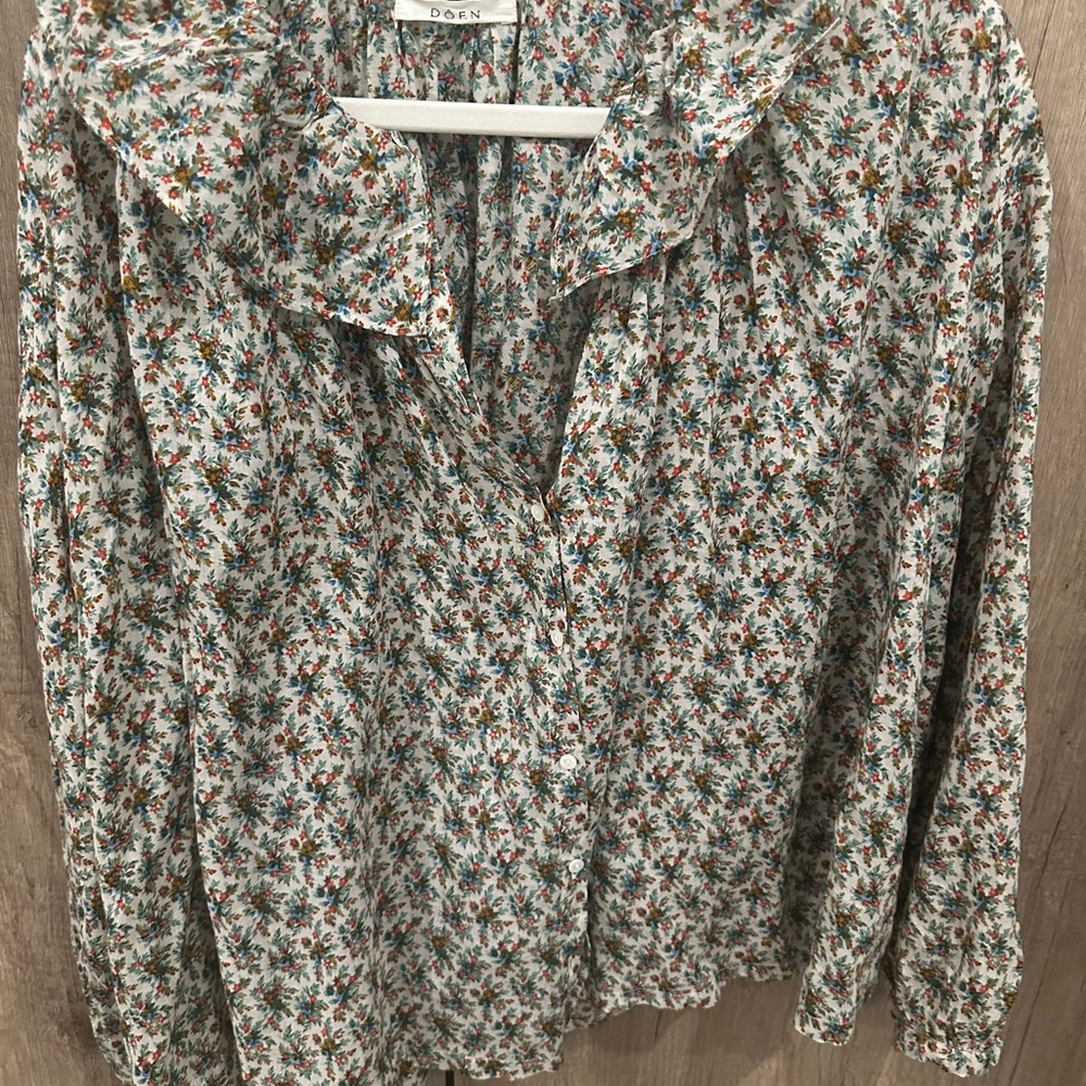 Doen Floral Blouse - Blue and Red